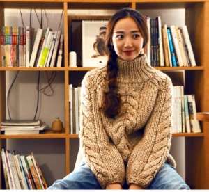 Customized Soft Hand Knit Knitting Winter Sweater Cardigan Coat Apparel
